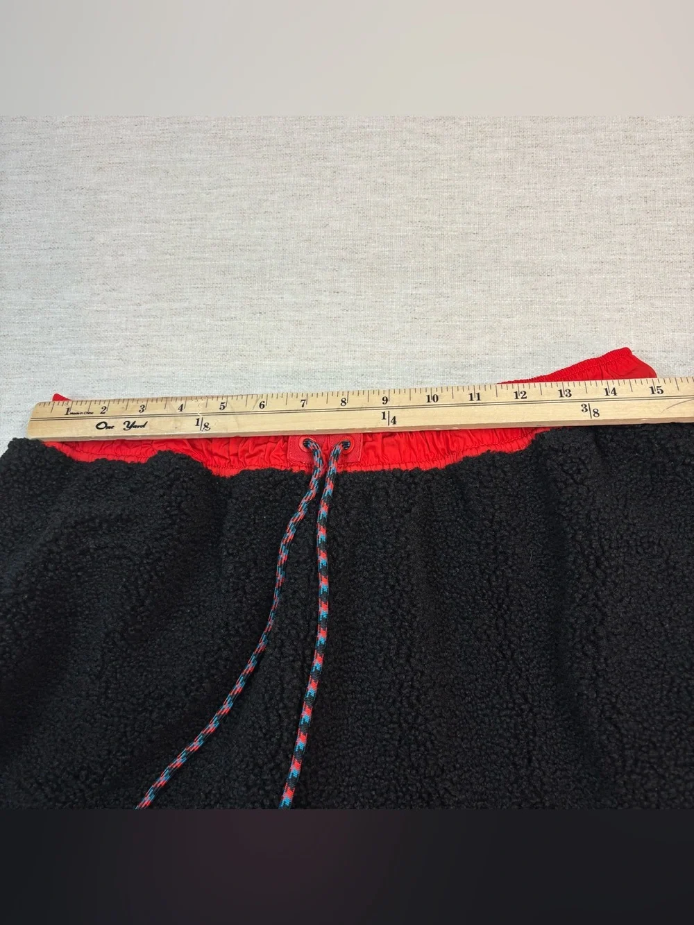 Jordan men’s XXL Essential Mountainside Statement Fleece Sherpa Pants black red